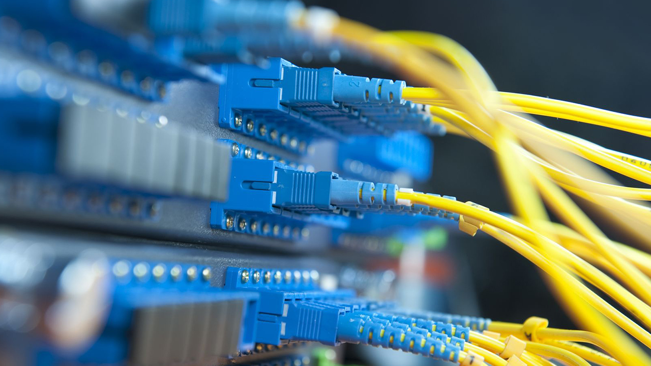 FTTB: Bringing High-Speed Internet to Businesses with Bonelinks